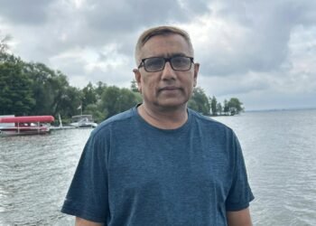 ঘুমন্ত মূল্যবোধ জাগাতে জাকারিয়া মুহাম্মদ ময়ীন উদ্দিনের উপন্যাস ‘হাউজ হাজব্যান্ড’