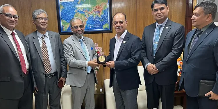 ‘প্রবাসীদের উন্নত সেবা প্রদানে প্রবাসী মন্ত্রণালয়ের সমন্বয়ে কাজ করতে হবে’