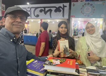 নবীন লেখক, তরুন পাঠক ও কতিপয় সমালোচক!