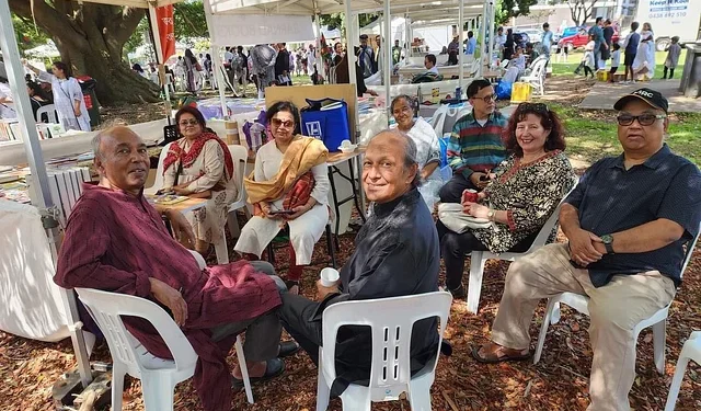 সিডনি বইমেলা : লেখক-পাঠকের পদচারণে উৎসবের আমেজ