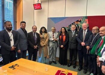 শ্রমিকদের ভিসা সহজ করার জন্য যুক্তরাজ্যর প্রতি আহ্বান প্রবাসী প্রতিমন্ত্রীর