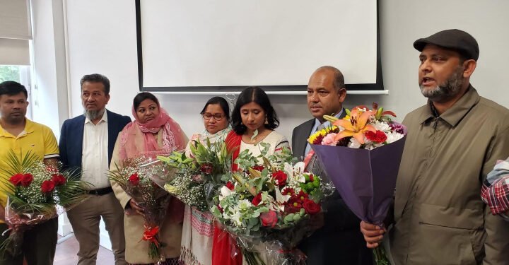 স্পেনে প্রথম বাংলাদেশি চিকিৎসক জুমা আক্তার