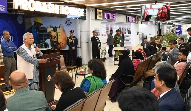 শাহজালালে প্রবাসী শ্রমিকদের জন্য বিশেষ লাউঞ্জ উদ্বোধন করলেন প্রধান উপদেষ্টা