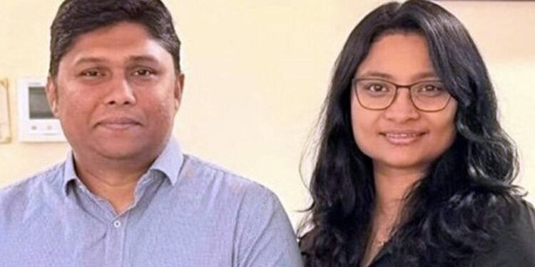 সৈকতে ২ মেয়েকে বাঁচাতে গিয়ে বাংলাদেশি দম্পতির মৃত্যু