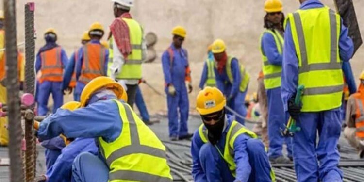 চার হাজার বাংলাদেশিসহ ৯০ হাজার কর্মী নেবে গ্রিস