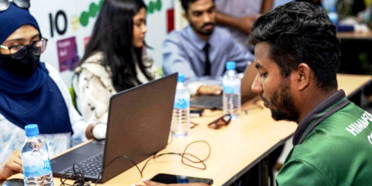 মালদ্বীপে ২৫ হাজারের বেশি অভিবাসীর তথ্য সংগ্রহ