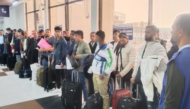 সরকারি খরচে লেবানন থেকে ফিরলেন আরও ৪৬ বাংলাদেশি