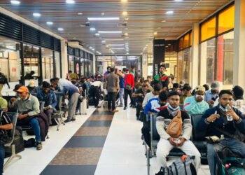 লিবিয়া থেকে স্বেচ্ছায় ফিরলেন ১৭৪ বাংলাদেশি